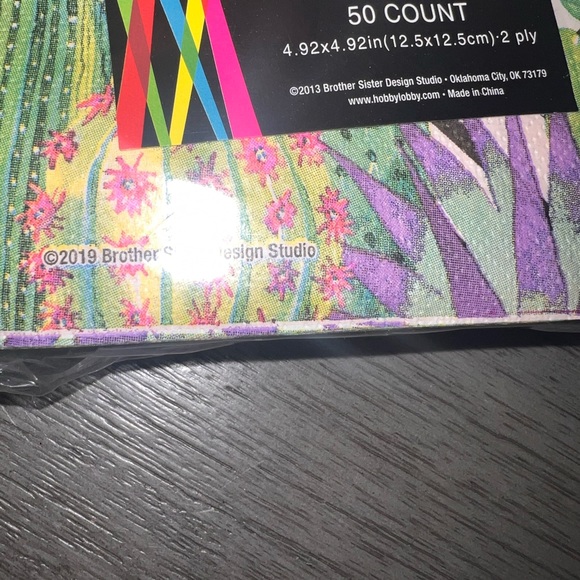 New 2 piece Cactus napkins and plate bundle - Picture 2 of 5